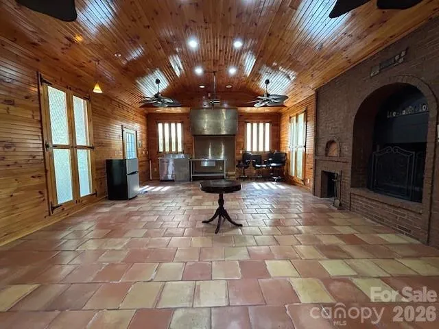 1170