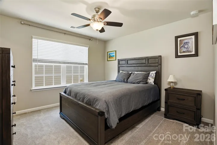 Upstairs guest bedroom