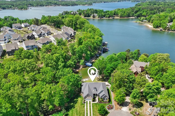 Deep water inlet for boating