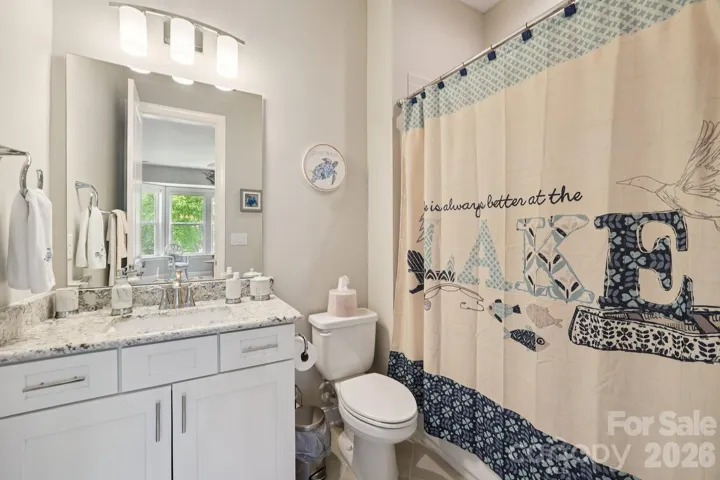 2nd primary ensuite bathroom