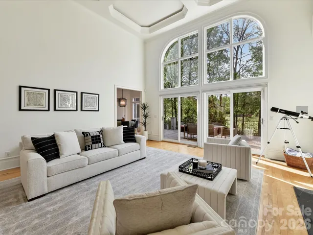 Loads of natural light