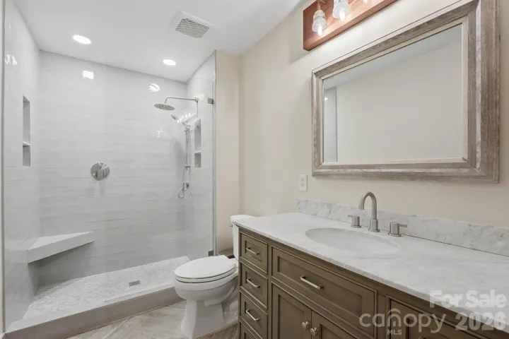Full Bath 2 
