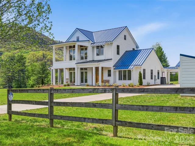 5 Sweetgrass Lane on 3.47 flat acres