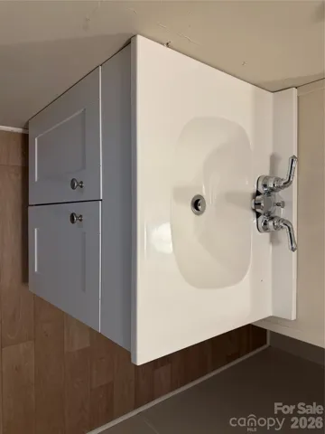 1170