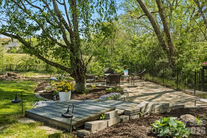 2nd Outdoor space for you to enjoy the sounds of the nearby creek