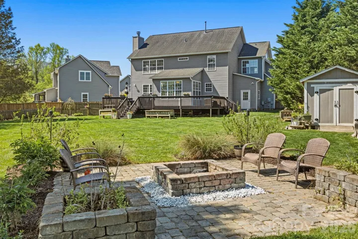 Outdoor firepit with patio chairs 