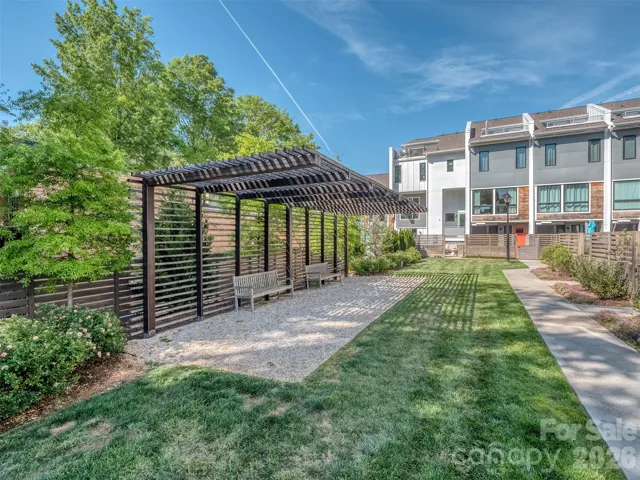 Welcome Home to Chantilly on the Green and the BEST End Unit on the Property!