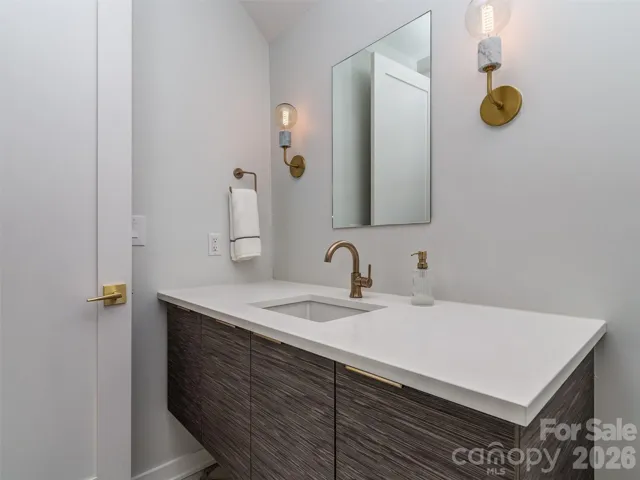 Guest Bath on the Top Floor