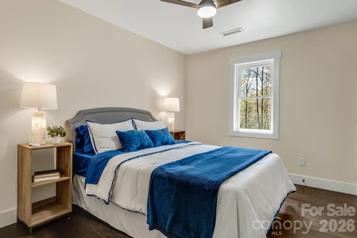 Guest Bedroom 1
