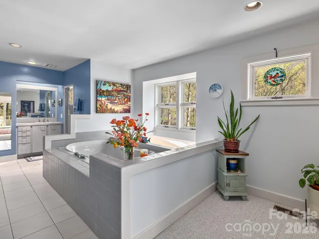 Upstairs Primary Suite 