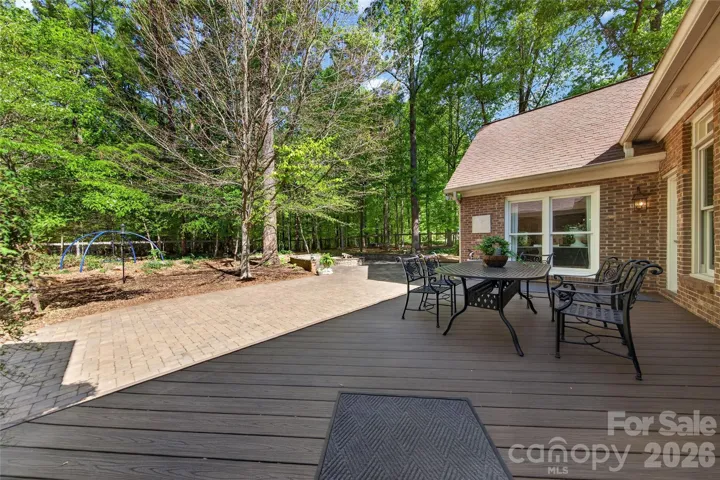 Expansive Entertaining Deck