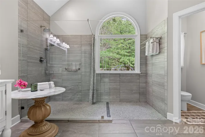Glass Enclosed Open Feature Shower