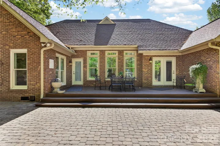 Ease of Entertaining