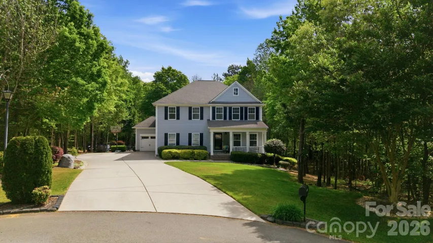 Welcome Home to 5404 Cotton Top Ct in Houston Ridge in Waxhaw!