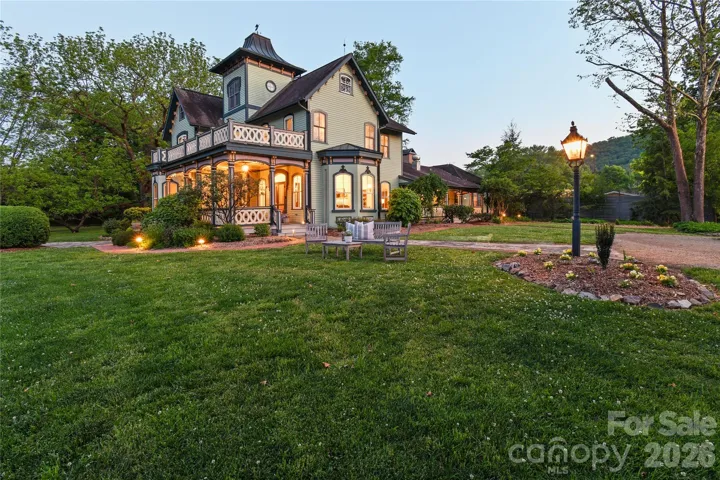 Magnolia House