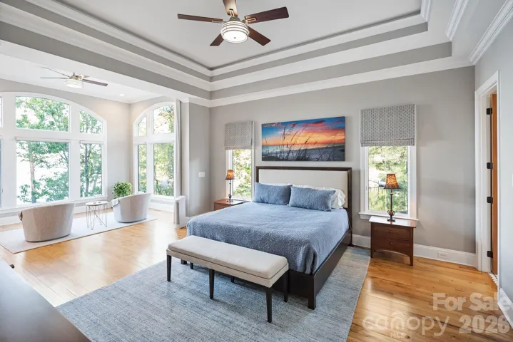 Primary Bed w/ Long Range Views