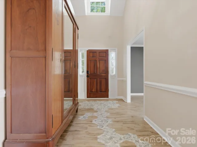 2 story foyer with amazing natural light 