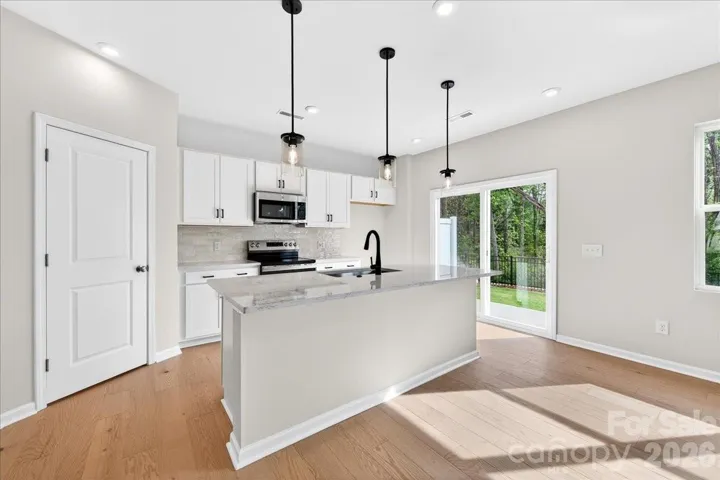 Light filled kitchen with access to extended outdoor living