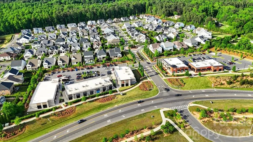 Easy access to nearby shopping, dining, and everyday essentials... Fort Mill at its most convenient