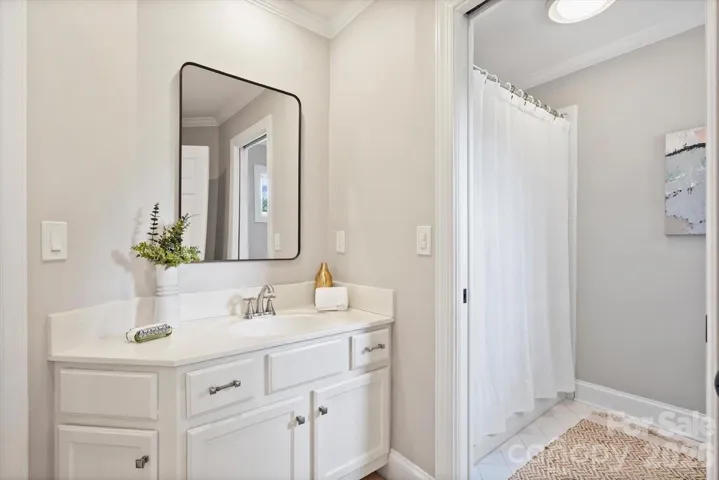 Ensuite Bath
