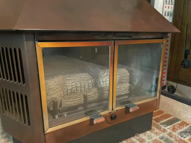 1170