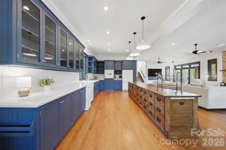 1170