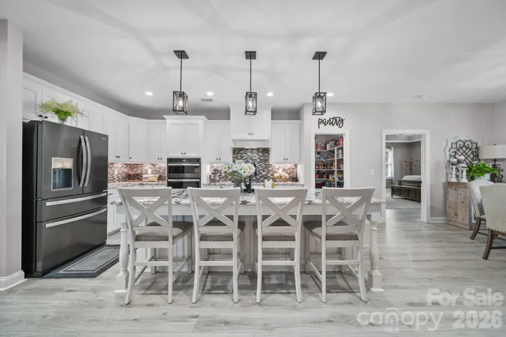 Main Home Kitchen