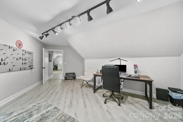 Upper Office/ Flex space-Main Home