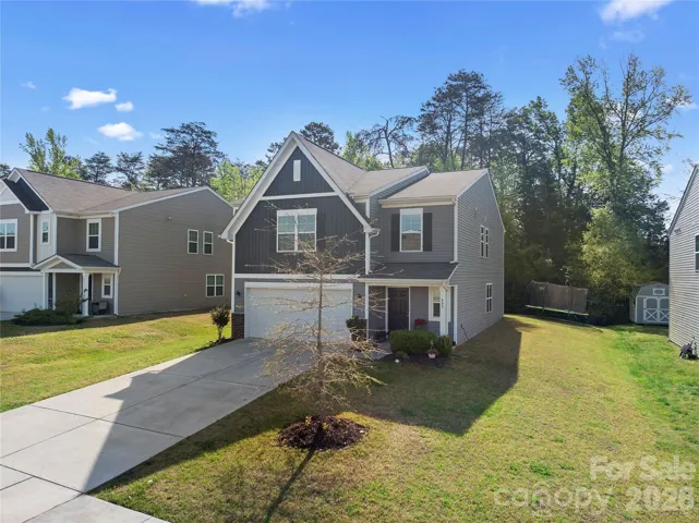 5 bedroom/3 Bath