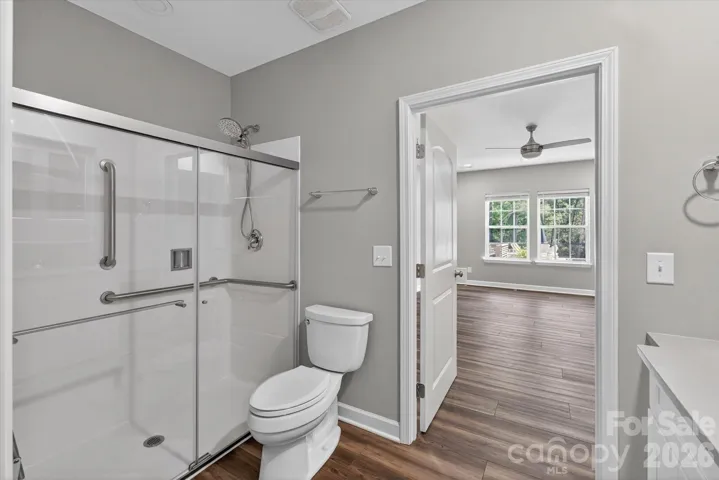 Full Bath w/ Safety Features