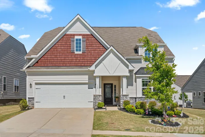 Beautifully crafted home built in 2022 - Desirable floorpan