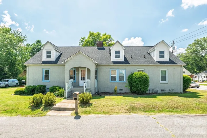 503 Mable Ave is Ready for you to come see the possibility