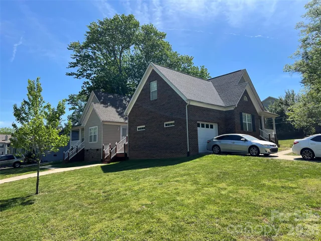 5111 Clearwater Rd. on the Left and 712 Kingman Dr. on the Right