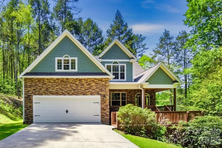 Like-New. Custom-Built Home In Bear River Lodge Community