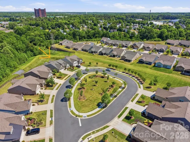 Great green space in front and no neighbor behind!