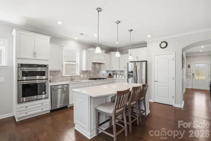 Gorgeous gournet kitchen