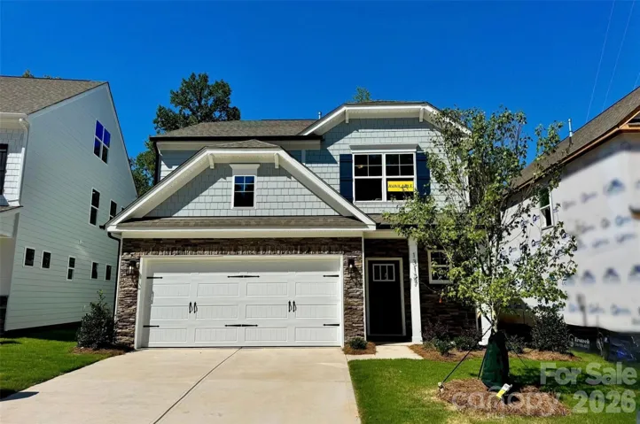 Homesite 34 features an Ellerbe F Floorplan
