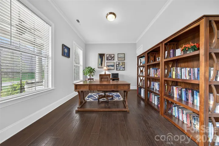 Study with Closet