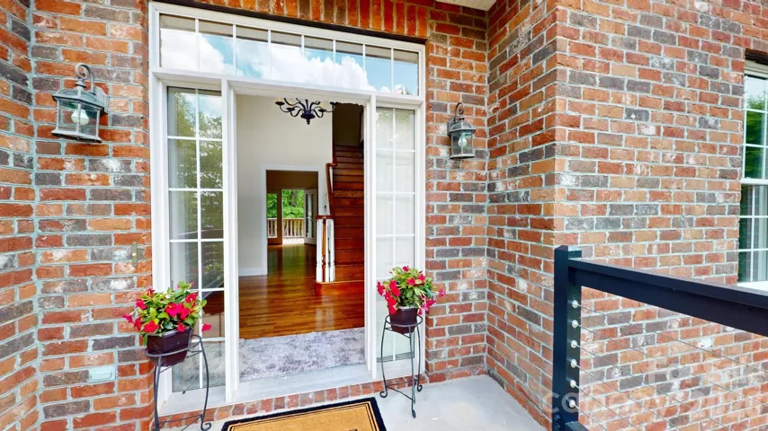 Inviting front entrance.