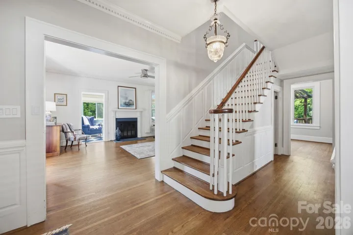 Original hardwood floors