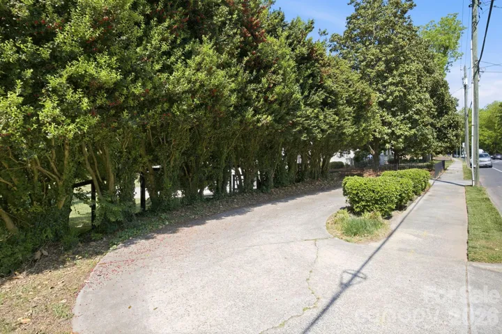 Extra parking on Union Street