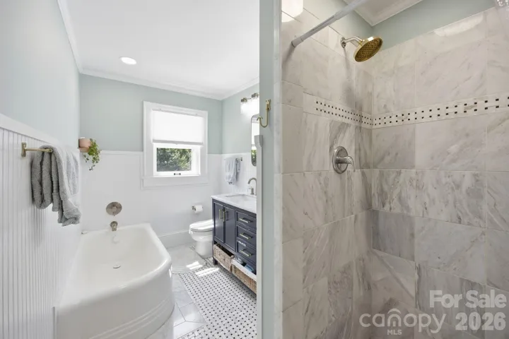 Walk in shower - master bath