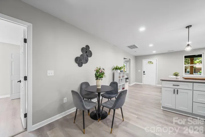 Plenty of space for a dining table