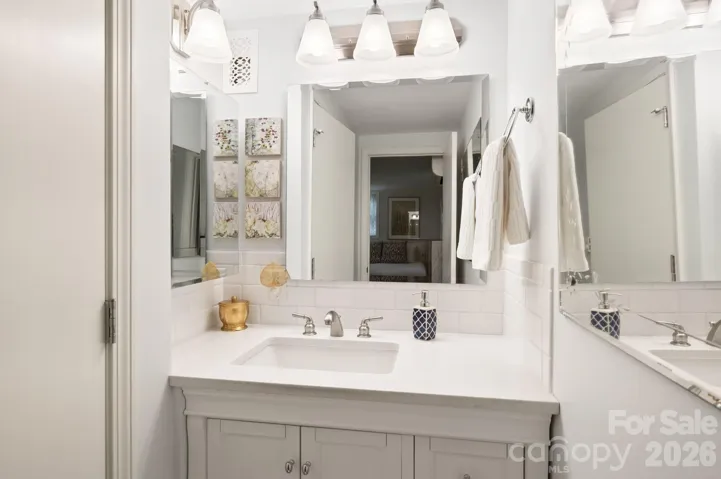 Including Ensuite Bath