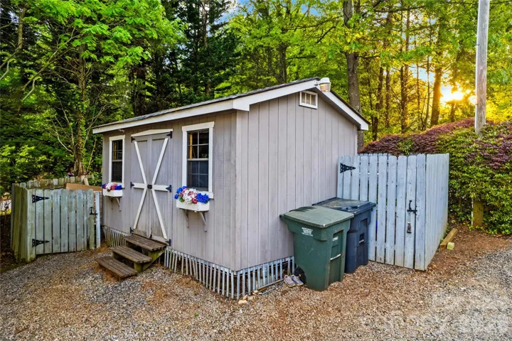 Outbuilding 