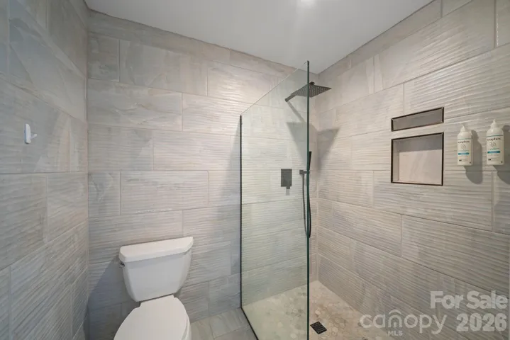 Primary ensuite bathroom