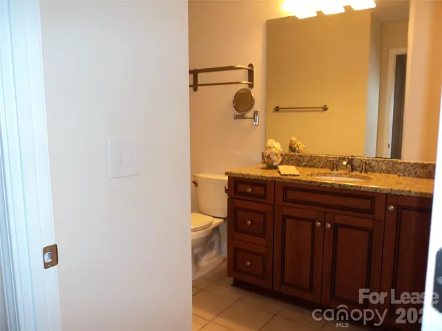 ...And En-Suite Bath