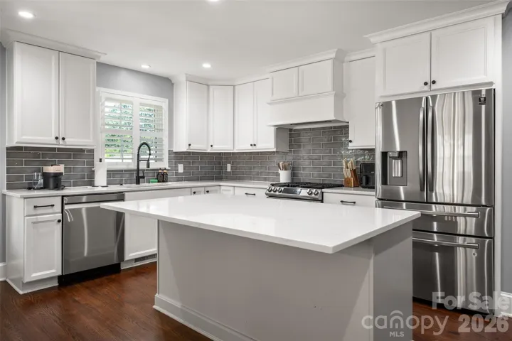 Open kitchen layout