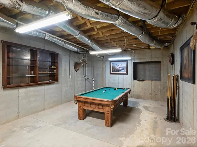 High ceiling basement for gym or games