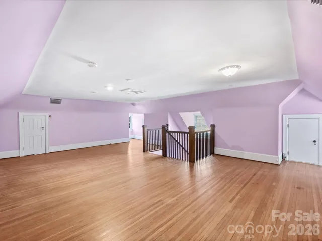 Third floor flex space